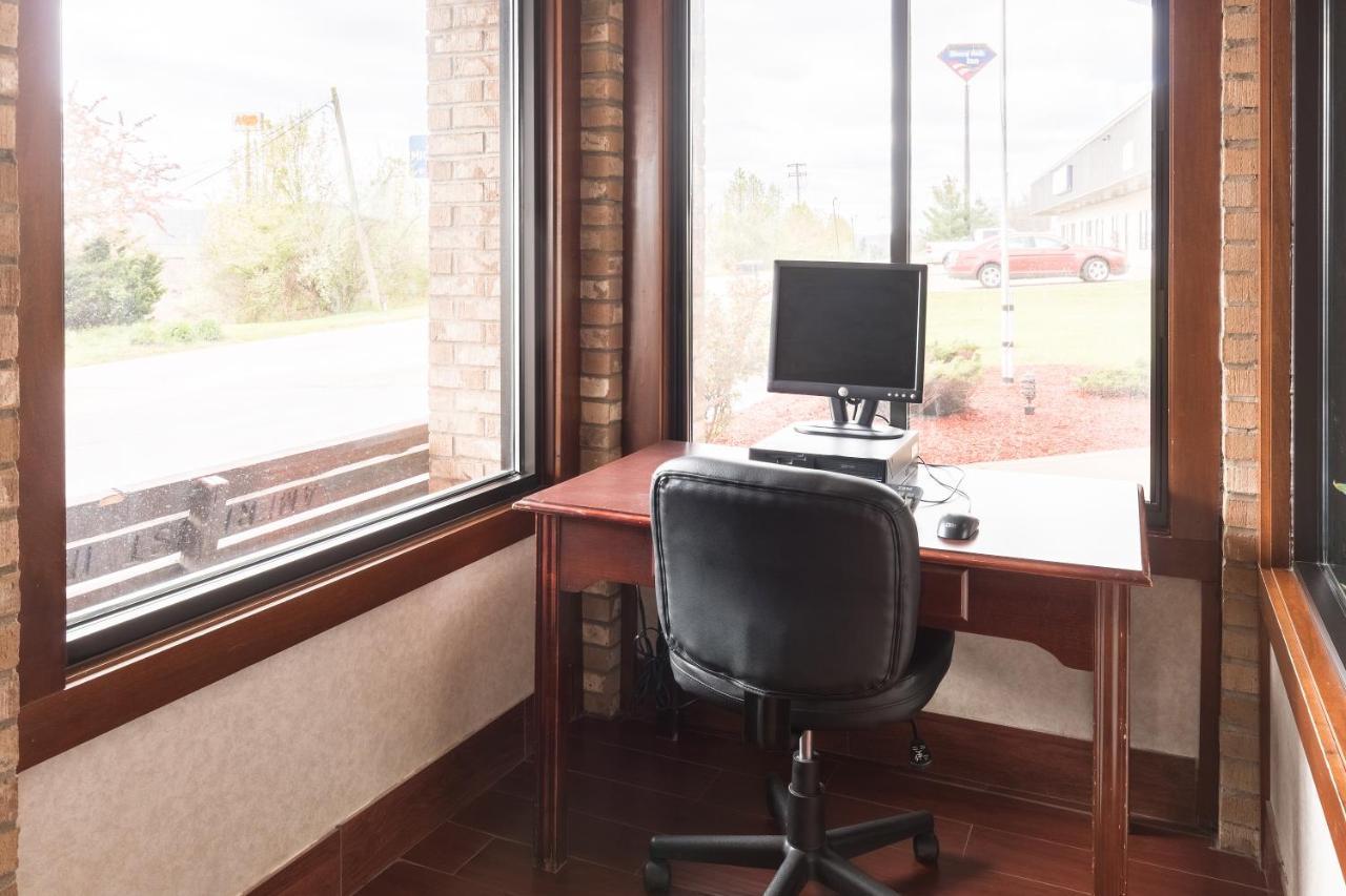 Quality Express Inn & Suites Mineral Wells Εξωτερικό φωτογραφία
